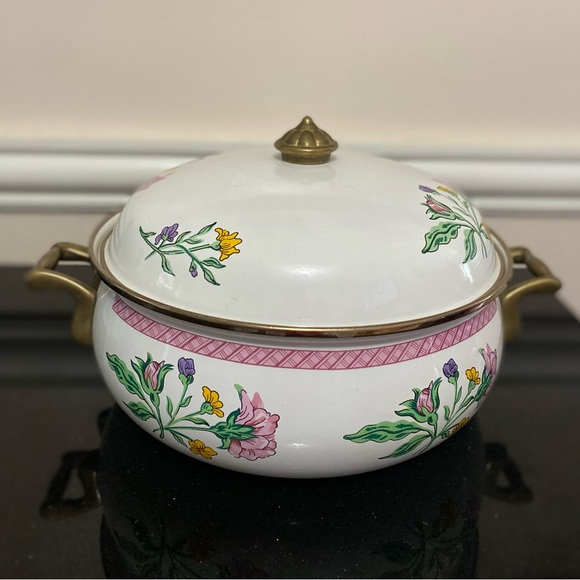 Vintage Other - Vintage Tabletops Unlimited Dar Collection Enamel pot